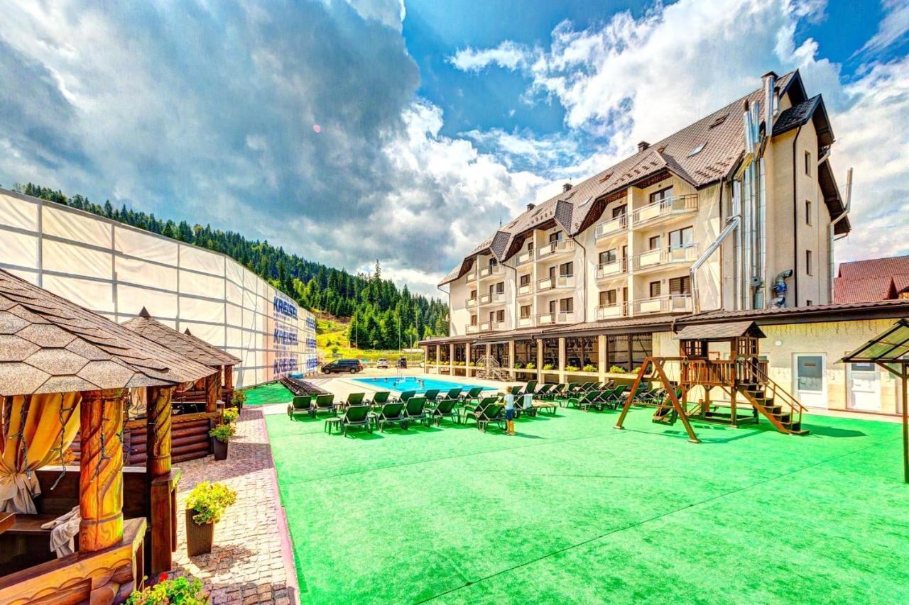 Continental Spa Resort Bukovel Bagian luar foto